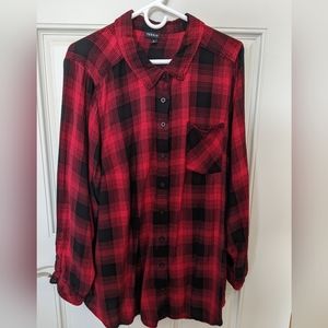 Button up Rayon Shirt - Twill Red/Black Plaid Skull on Back Torrid 4x